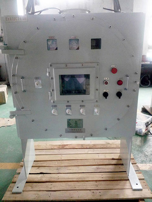 ����늚���ƹ�F(xi��n)��(ch��ng)���b�D