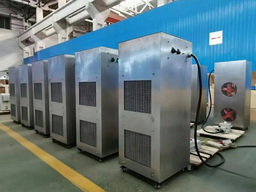 ���h����ů�L(f��ng)�C(j��)